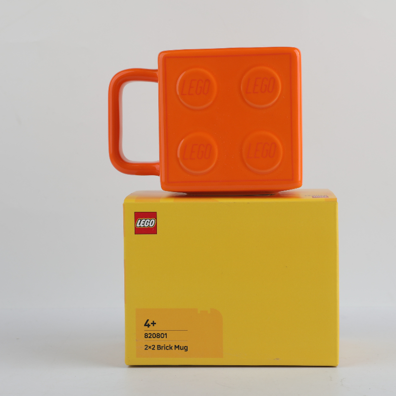 Office Technician - 320ml Keramische Mok 2x2 Rode LEGO
